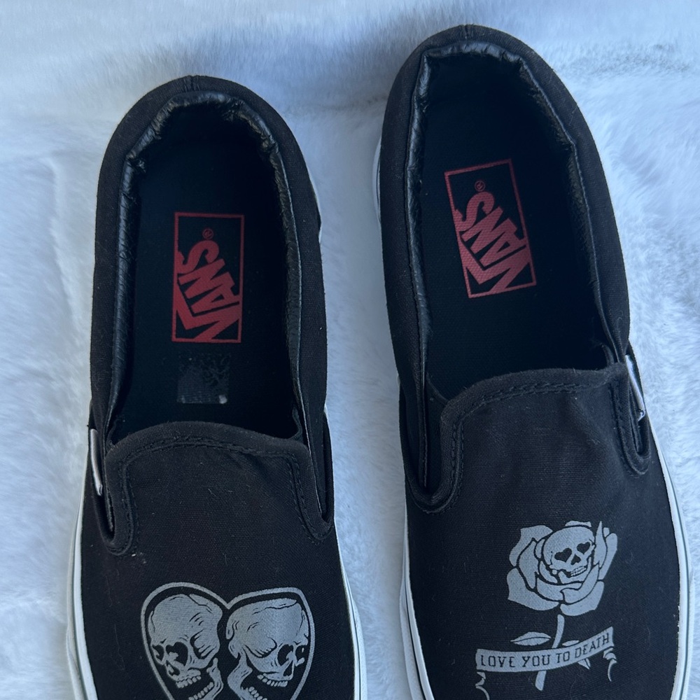 Unisex Vans Black Skull Slip-On Sneakers - Picture 4 of 12